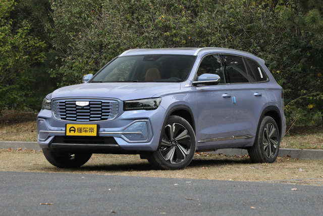 豪华增程电动SUV：吉利星越L，综合续航1250km，这款车适合你吗？