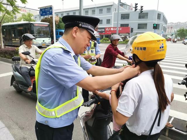 车主注意！骑电动自行车不要驾照，上路做到5点，不怕查车