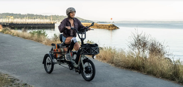 Rad Power Bike 推出三轮电动自行车 RadTrike，专为两轮困难户设计！