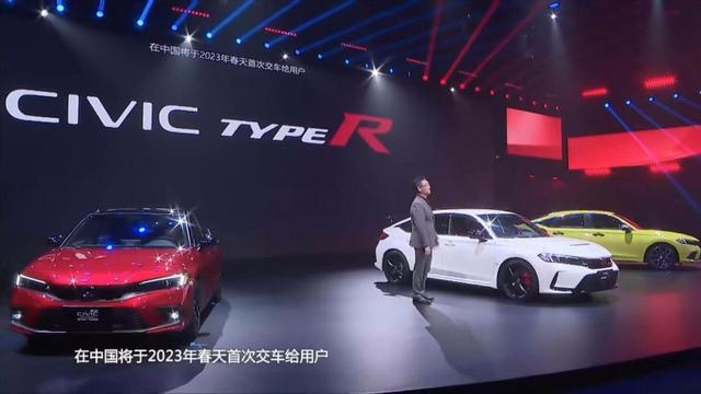 思域TYPE R上市，卖42万，网友：这价格买宝马M240i、奥迪S4不香？