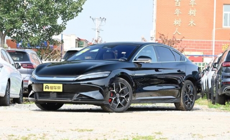 对比完比亚迪汉EV，您还会选择特斯拉Model 3吗？