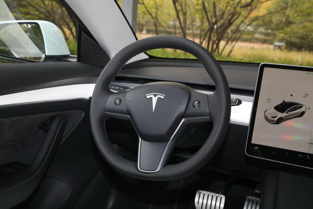 对比完比亚迪汉EV，您还会选择特斯拉Model 3吗？