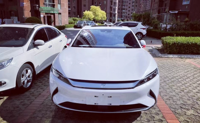 特斯拉Model3降价后，比亚迪汉还有哪些优势？看看车主怎么说