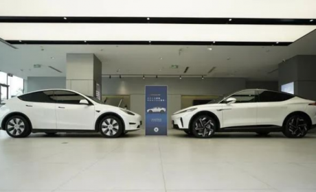 飞凡R7还是特斯拉Model Y？真刀实枪对比后，或许并不难选