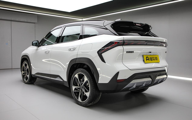 2023年想买国产品牌新能源SUV，认准这8款车型就够了