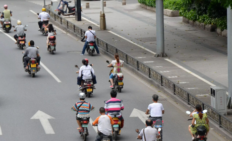 4月1日起，多地电动车又迎来新消息，涉及两轮车、三轮车、四轮车